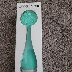 PMD Clean Smart Facial Cleansing Device